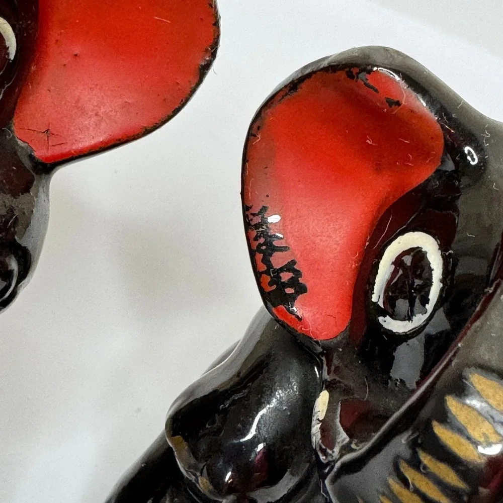 Vintage Black Elephant Salt and Pepper Shakers Japan Red Ears Cute‎ Collectible
